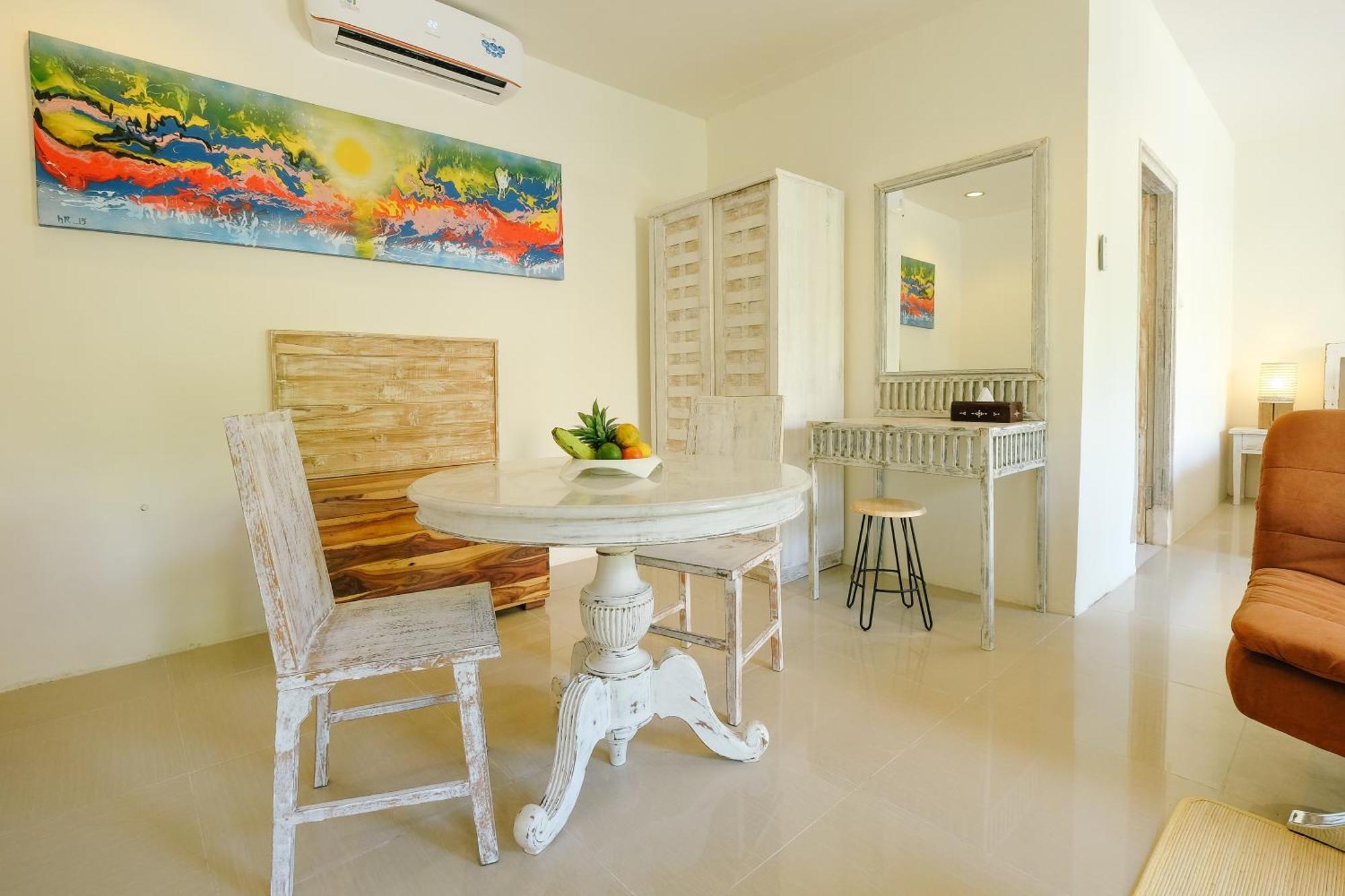 Gili Boutique